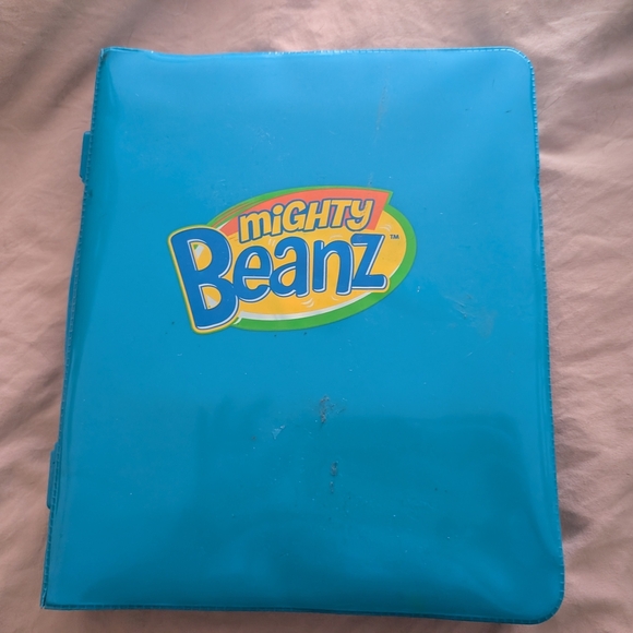 Mighty Beanz Collection In Case - Picture 2 of 7